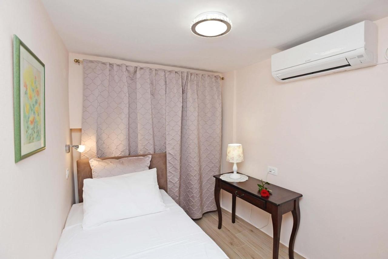 Holiday Home Mila Ντουμπρόβνικ Εξωτερικό φωτογραφία